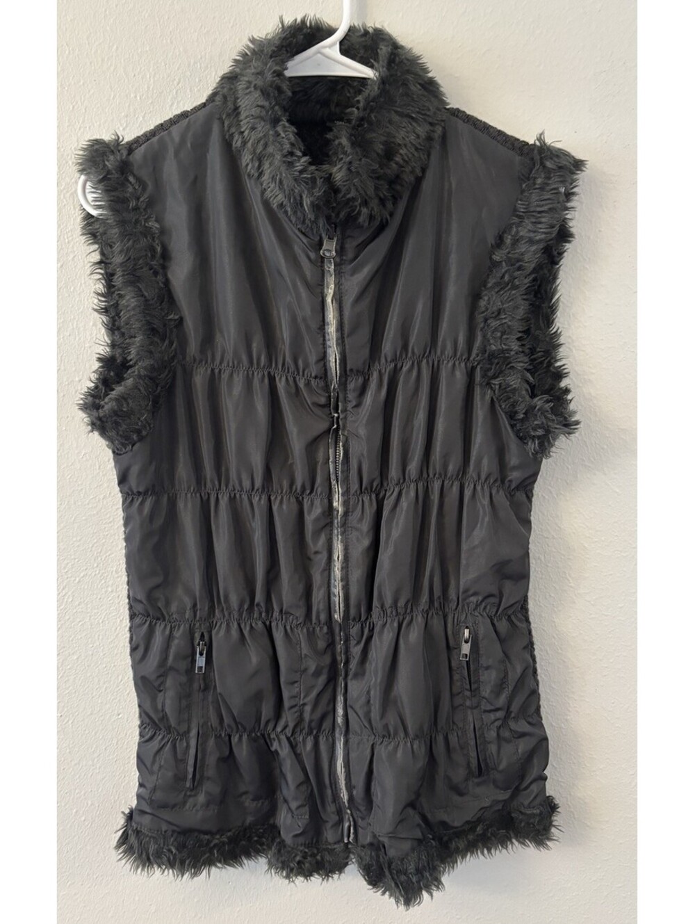 Womens Sleeveless Brown Knit Fur Zip Up Vest Size Medium